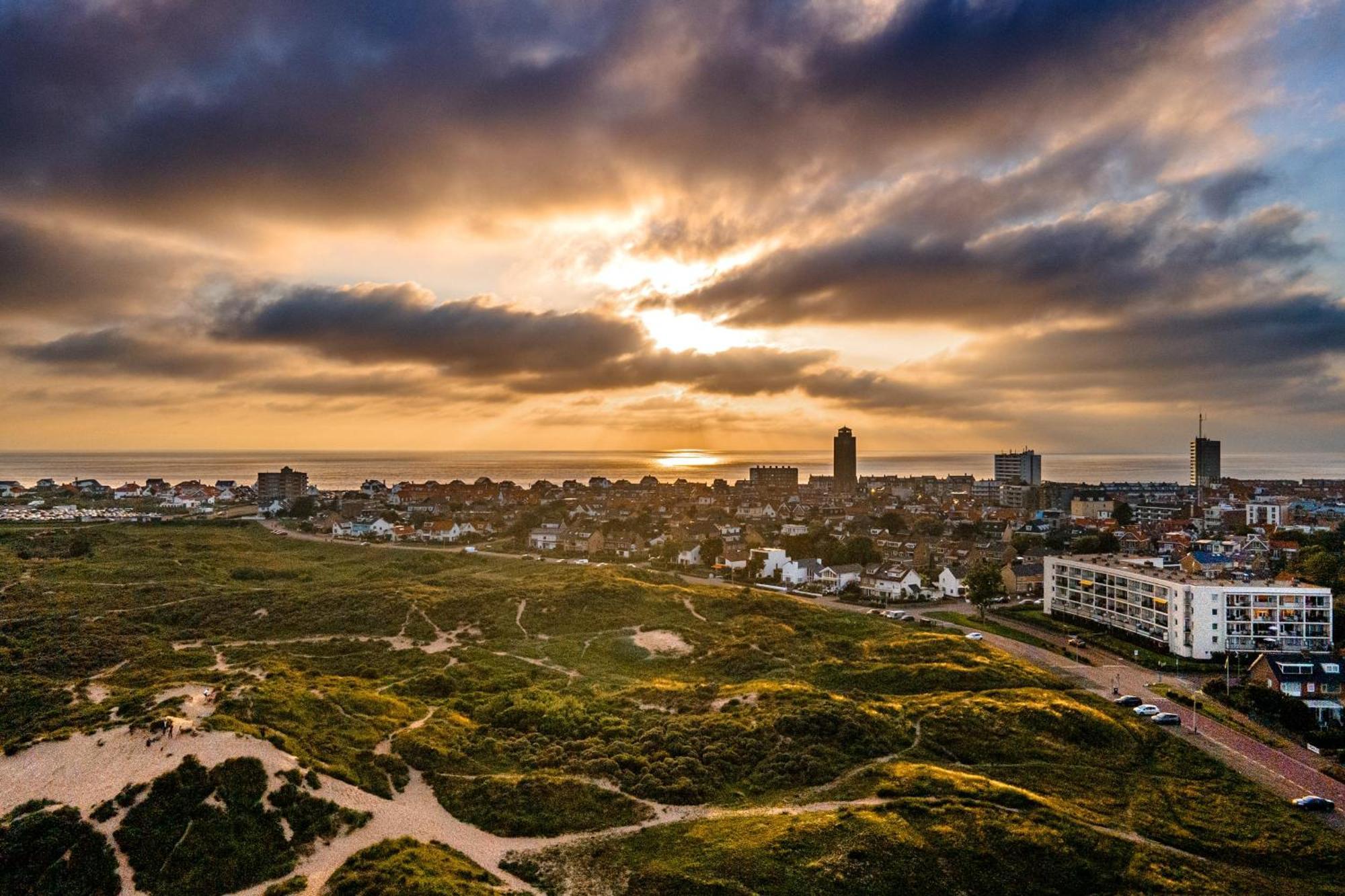 View With A Room Zandvoort With Private Parking Luaran gambar